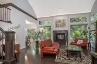 3428 150B STREET - thumbnail 4