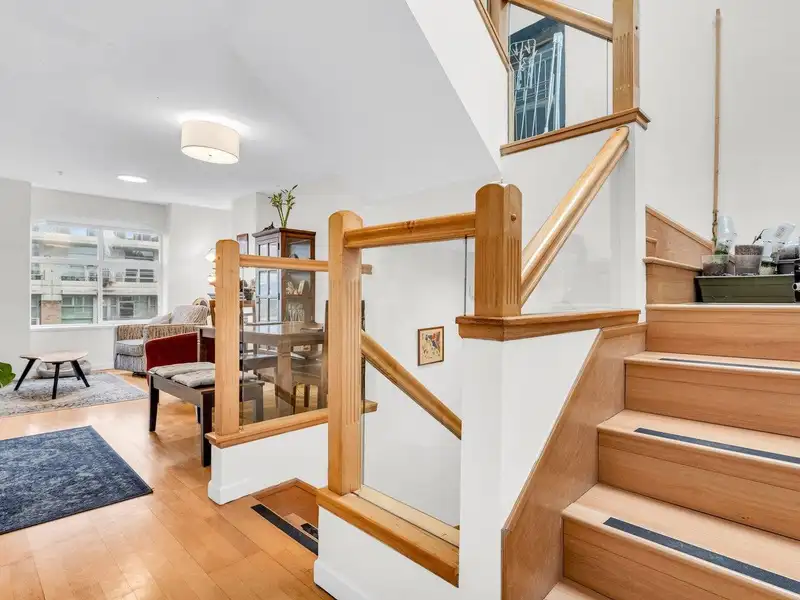 102 3349 DUNBAR STREET - photo 3 of 21