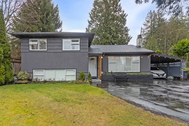 3020 THORNCLIFFE DRIVE - photo 2 of 32
