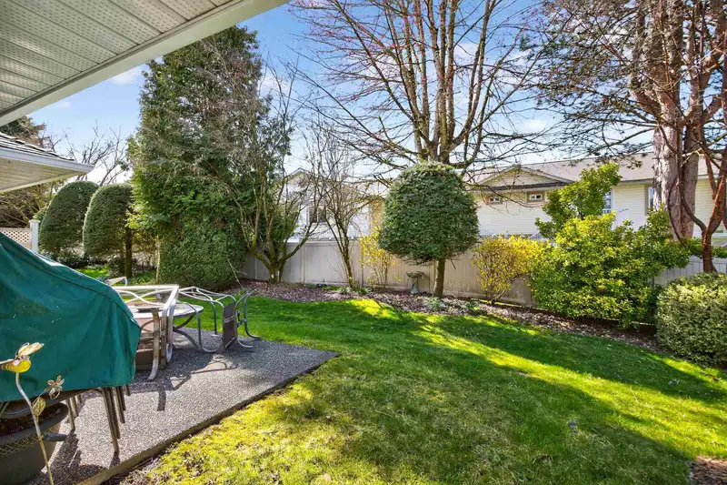 112 8737 212 STREET - photo 2 of 34