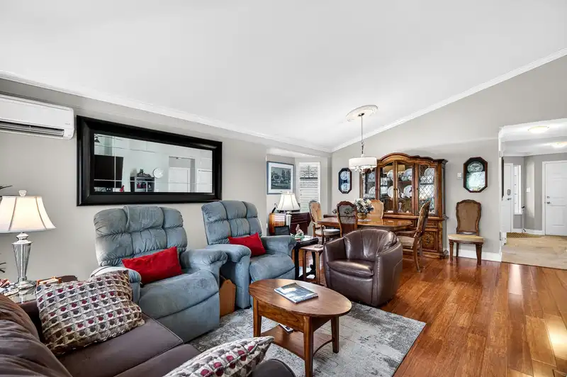 112 8737 212 STREET - photo 4 of 34