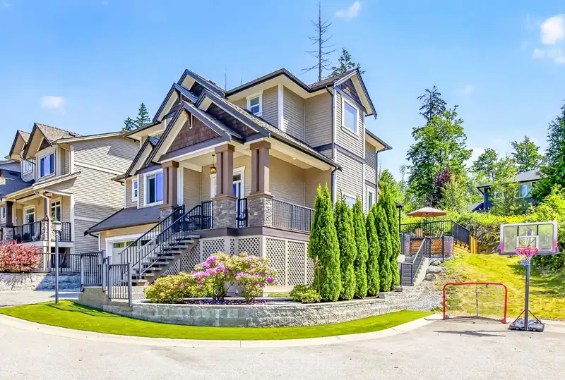 22 23810 132 AVENUE - photo 2 of 40
