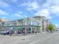 311 5555 VICTORIA DRIVE - thumbnail 2