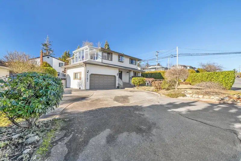 1191 FINLAY STREET - photo 3 of 36