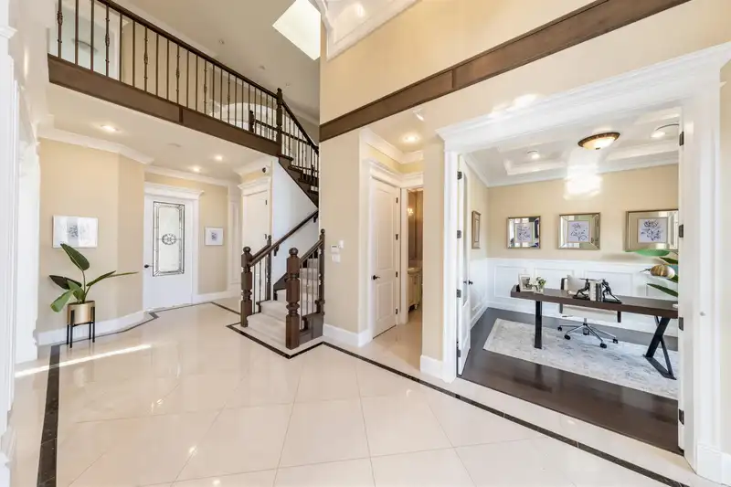 9760 SAUNDERS ROAD - photo 3 of 37