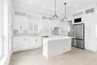 19415 70 AVENUE - thumbnail 13
