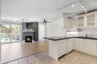 327 19750 64 AVENUE - thumbnail 2