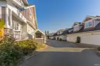 7 19977 71 AVENUE - thumbnail 24