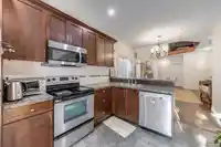 7 19977 71 AVENUE - thumbnail 8