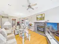 3281 RENFREW STREET - thumbnail 6
