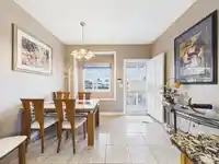 3281 RENFREW STREET - thumbnail 9
