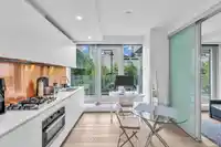 303 1480 HOWE STREET - thumbnail 17
