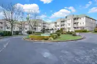 102 9765 140 STREET - thumbnail 2