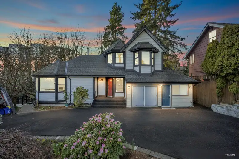 210 NELSON STREET - photo 1 of 39