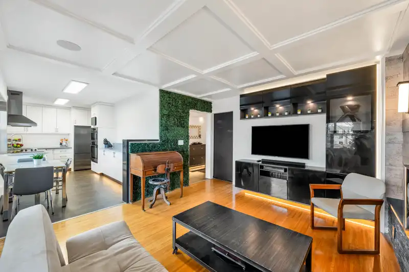 325 17707 57A AVENUE - photo 3 of 30