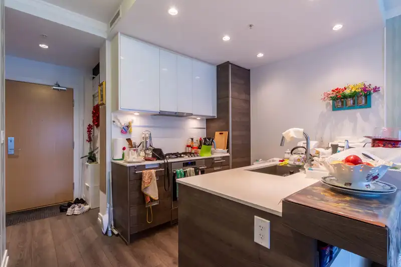 602 4688 KINGSWAY - photo 3 of 23