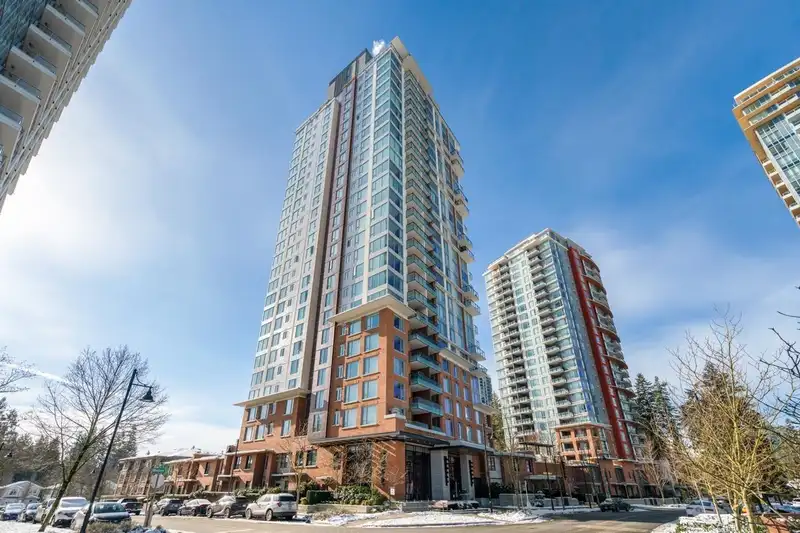 1604 3100 WINDSOR GATE - photo 1 of 40