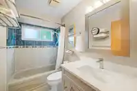6588 148A STREET - thumbnail 16
