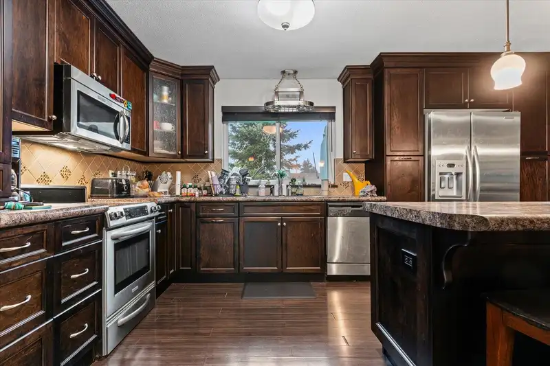 33943 PINE STREET - photo 4 of 26
