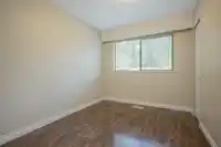 20764 39 AVENUE - thumbnail 16