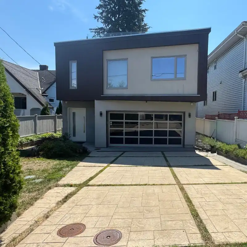 1076 PARK DRIVE - photo 1 of 21