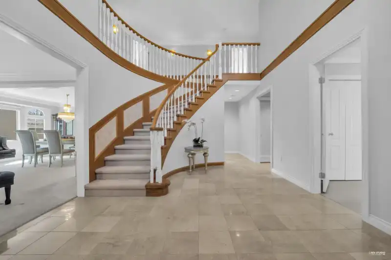 2986 W 35TH AVENUE - photo 2 of 37