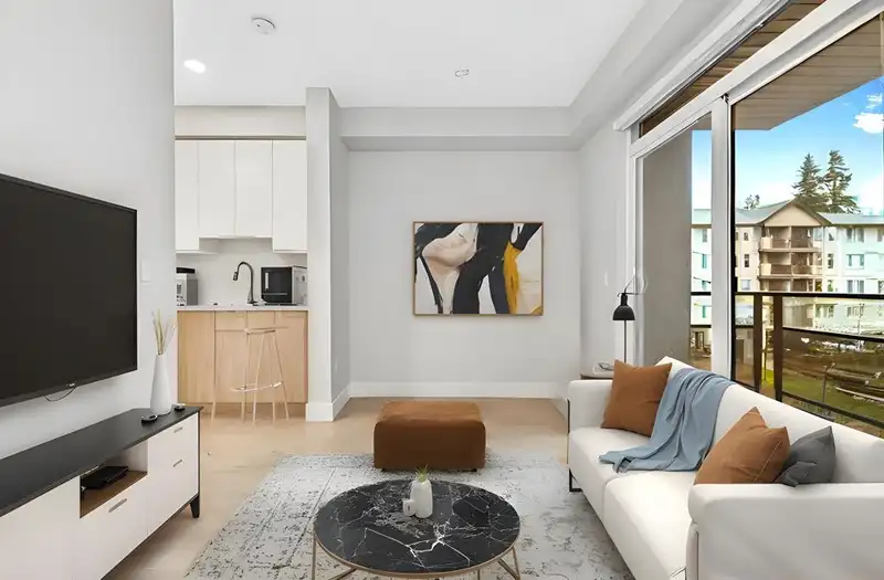 201 19825 54 AVENUE - photo 1 of 37