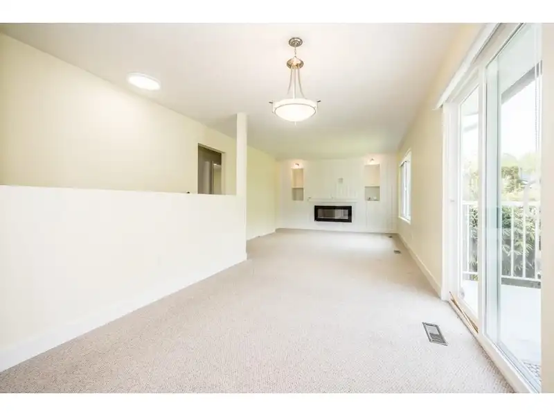 19971 50A AVENUE - photo 3 of 35