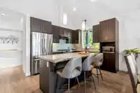 103 3451 BURKE VILLAGE PROMENADE - thumbnail 16