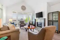 103 3451 BURKE VILLAGE PROMENADE - thumbnail 10