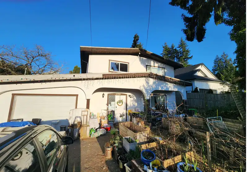 11980 GLENHURST STREET - photo 1 of 16