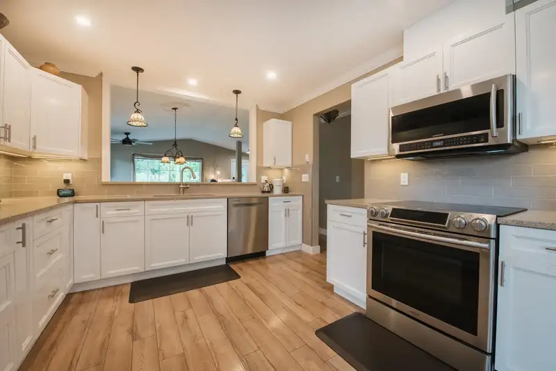 6319 TOWER STREET - photo 2 of 40