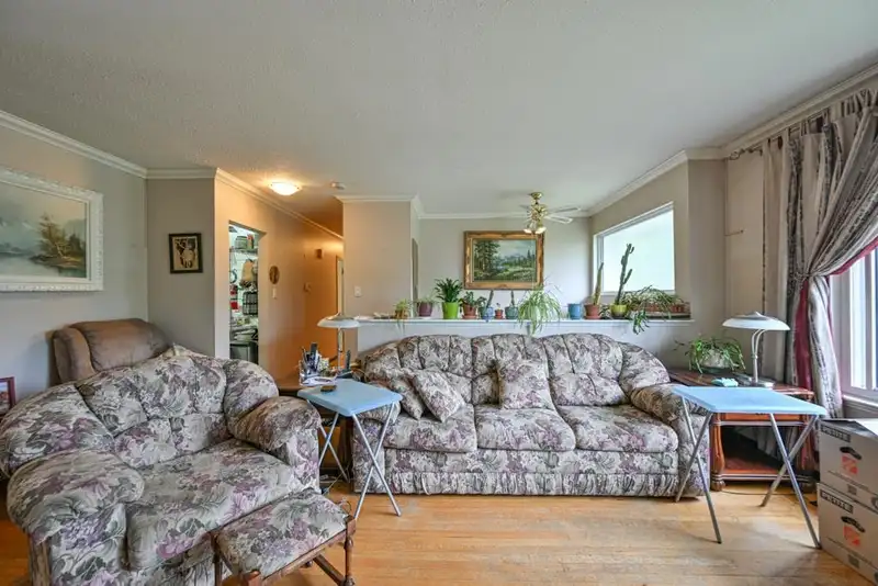 8532 BROOKE ROAD - photo 3 of 26