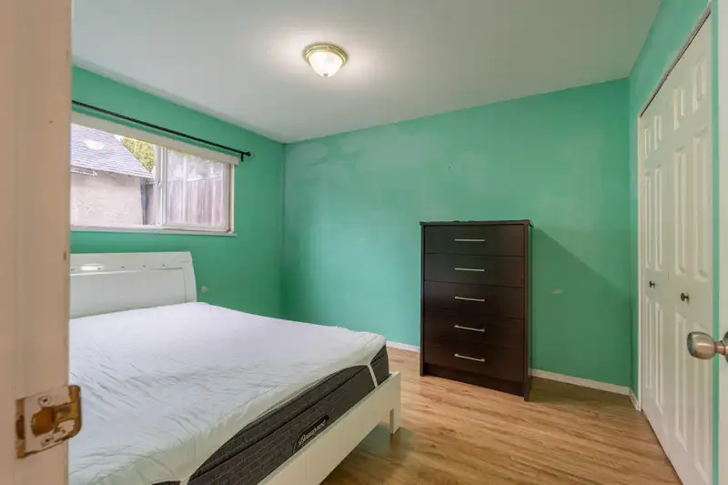 3681 ADANAC STREET - photo 4 of 18