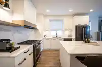 7565 197 STREET - thumbnail 5
