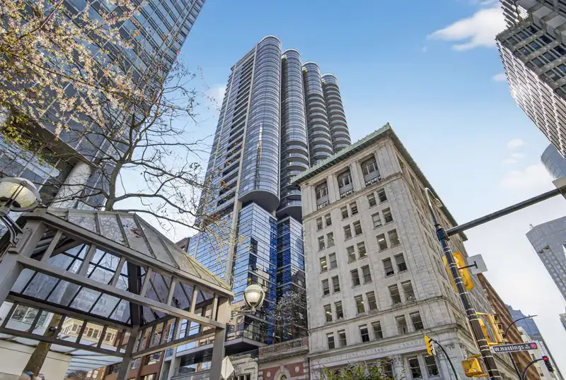 3502 838 W HASTINGS STREET - photo 2 of 31