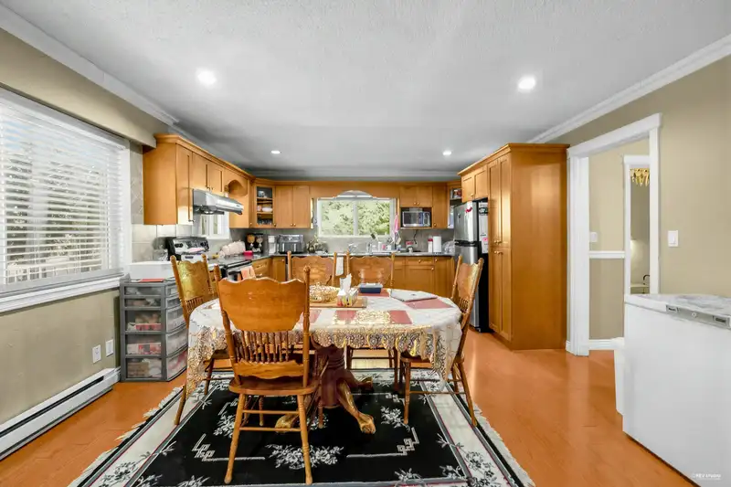 14136 59A AVENUE - photo 1 of 36