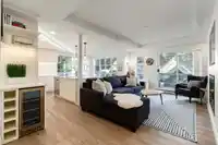 209 4865 PAINTED CLIFF ROAD - thumbnail 1
