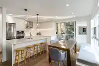 209 4865 PAINTED CLIFF ROAD - thumbnail 3