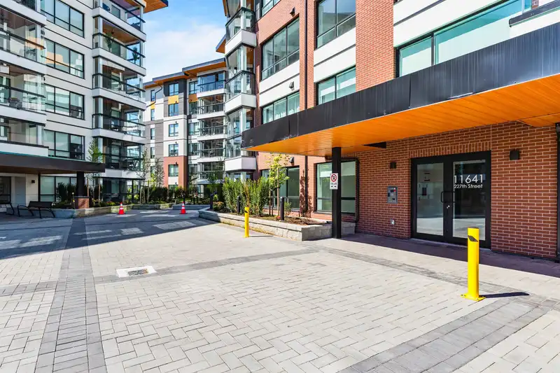 115 11641 227 STREET - photo 3 of 40