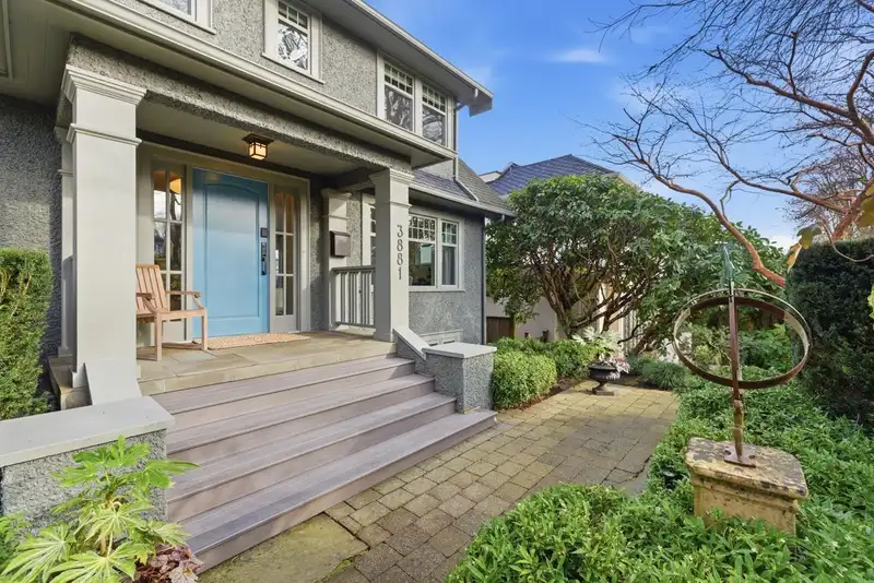 3881 W 14TH AVENUE - photo 2 of 39