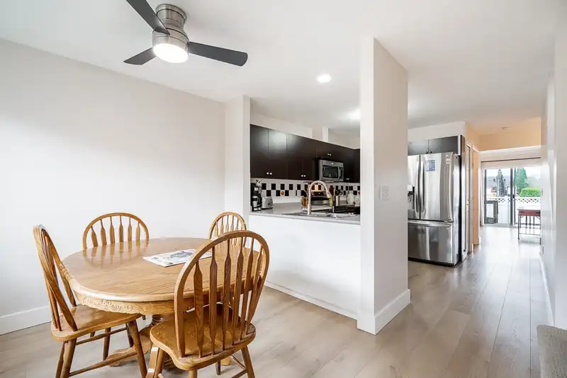 24 11870 232 STREET - photo 3 of 31