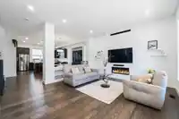 20529 77B AVENUE - thumbnail 3