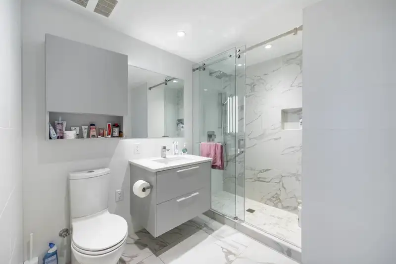2108 6699 DUNBLANE AVENUE - photo 4 of 16