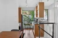 3683 COMMERCIAL STREET - thumbnail 9