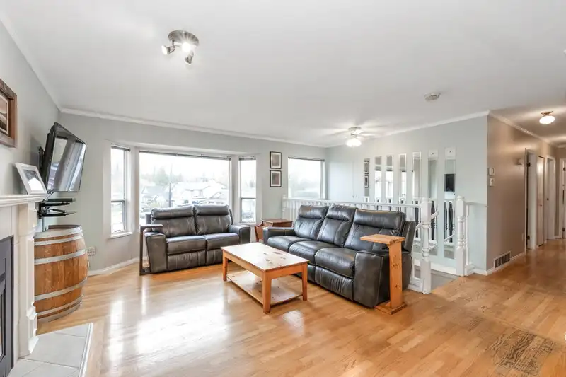 23389 WHIPPOORWILL AVENUE - photo 4 of 31