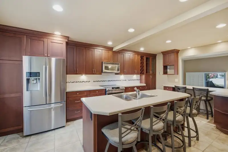 7 2990 MARINER WAY - photo 1 of 40
