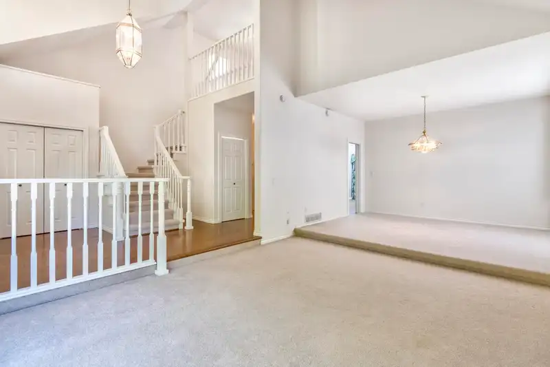 20824 44 AVENUE - photo 3 of 40