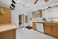 1576 PITT RIVER ROAD - thumbnail 9