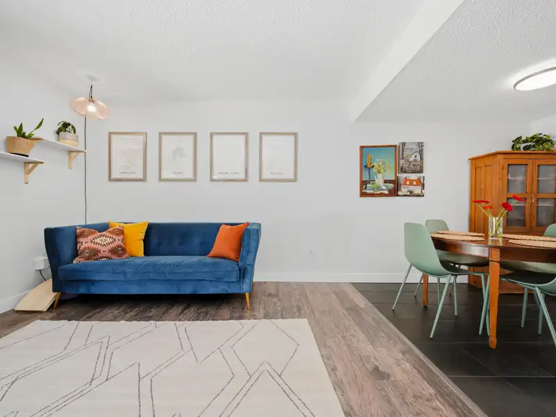 5 300 DECAIRE STREET - photo 3 of 22
